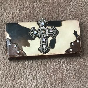 Country Road - Women’s Rhinestone Wallet